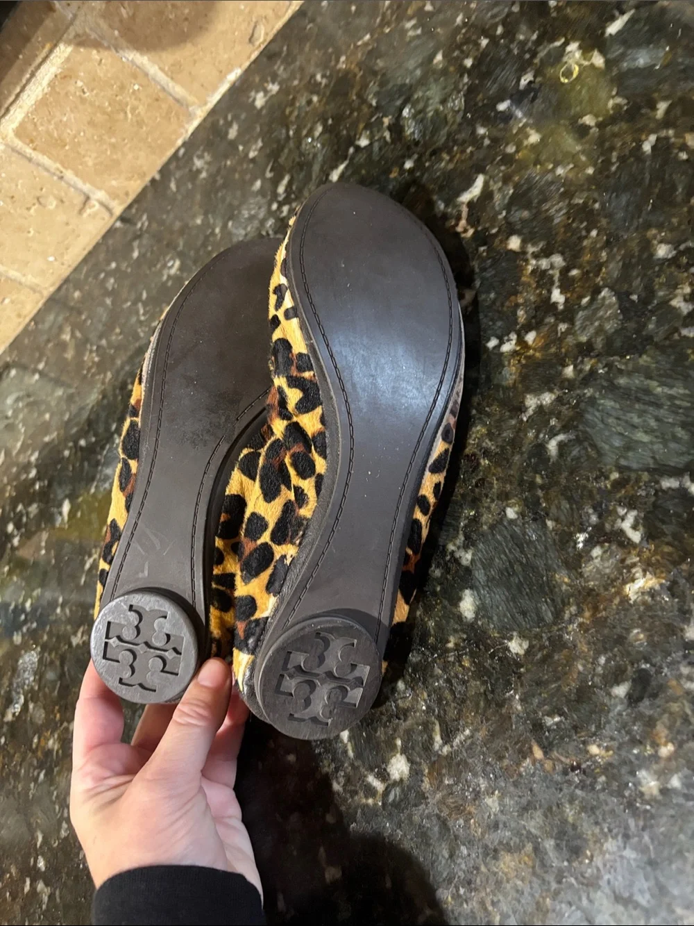 Tory Burch leather leopard ballet flats! 8